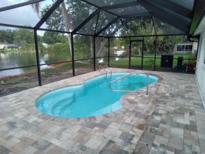 Laguna Pool